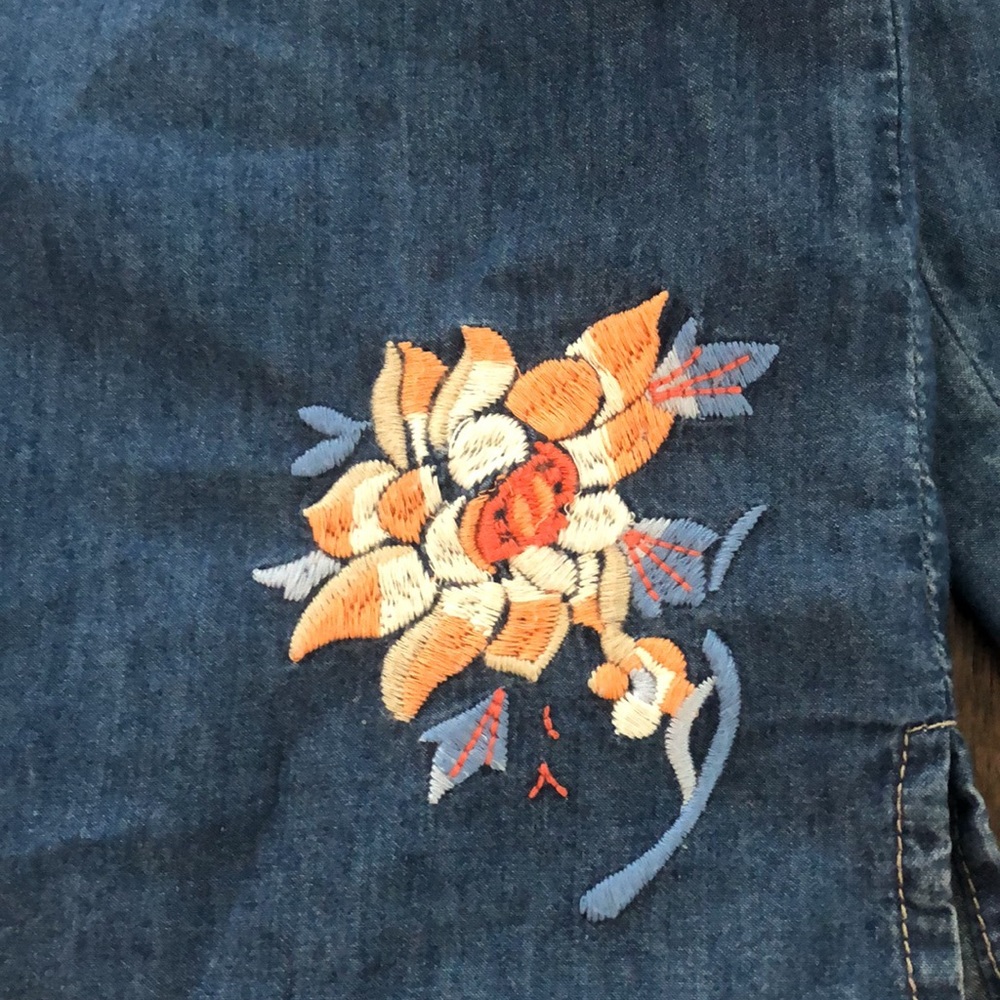 Chambray shirt - Picture 2 of 7